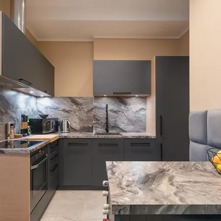 Modern Family Duplex Artilerijas With Free Underground Parking Riga