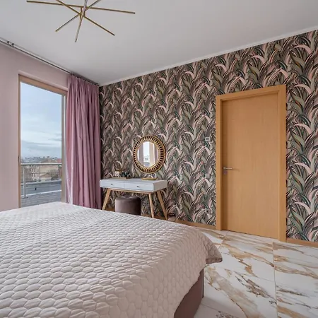 Modern Family Duplex Artilerijas With Free Underground Parking Appartement Riga