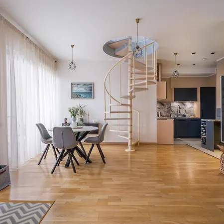Modern Family Duplex Artilerijas With Free Underground Parking